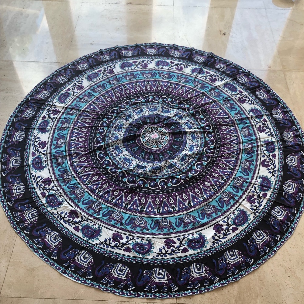 One LEFT - NWOT Mandala Beach Blankets - Picture 4 of 4